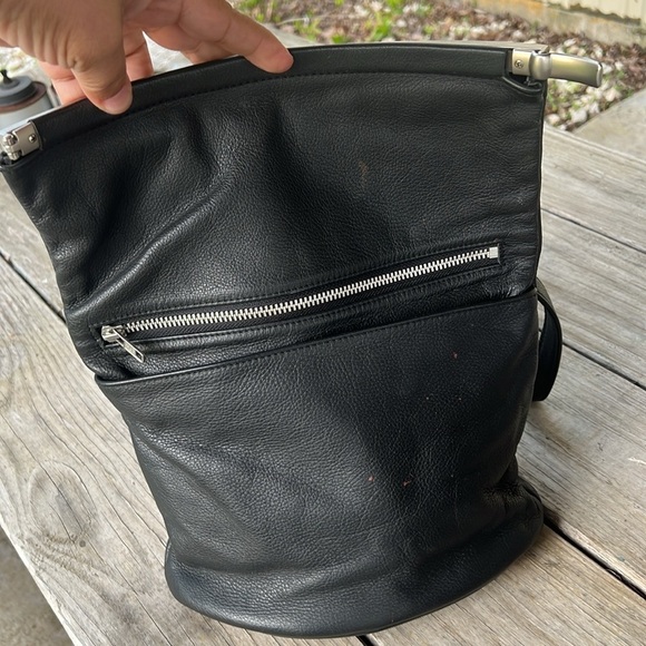 Vintage Black Leather Foldover Shoulder Bag with Hinged silver Metal Frame - Picture 3 of 14